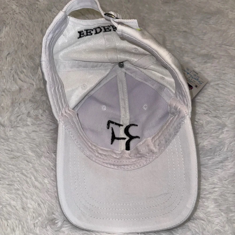 Roger Federer RF Logo Hat Mens OSFM White Good Embroidered Tennis Baseball Cap